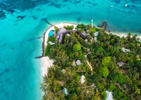 seychely-hotel-denis-private-island-158_ext_w_1.jpg