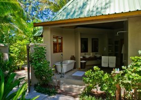 seychely-hotel-denis-private-island-175_ext_w_1.jpg