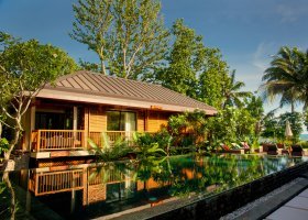 seychely-hotel-dhevatara-beach-hotel-spa-praslin-055_ext_w_1.jpg