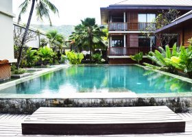 seychely-hotel-dhevatara-beach-hotel-spa-praslin-057_ext_w_1.jpg