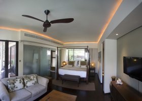seychely-hotel-dhevatara-beach-hotel-spa-praslin-071_ext_w_1.jpg