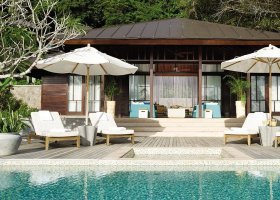 seychely-hotel-four-seasons-seychelles-mahe-204_ext_w_1.jpeg