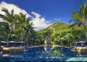 seychely-hotel-hilton-labriz-090_ext_w_1.jpg