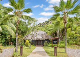 seychely-hotel-kempinski-seychelles-124_ext_w_1.jpg