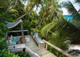 seychely-hotel-north-island-resort-077_ext_w_1.jpg