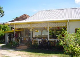 seychely-hotel-pension-michel-003_ext_w_2.jpg