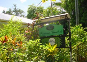 seychely-hotel-pension-michel-007_ext_w_2.jpg