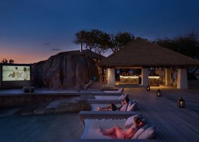 seychely-hotel-six-senses-zil-pasyon-070_ext_w_1.jpg