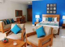 seychely-hotel-villa-de-mer-021_ext_w_2.jpeg
