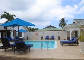 seychely-hotel-villa-de-mer-025_ext_w_2.jpg